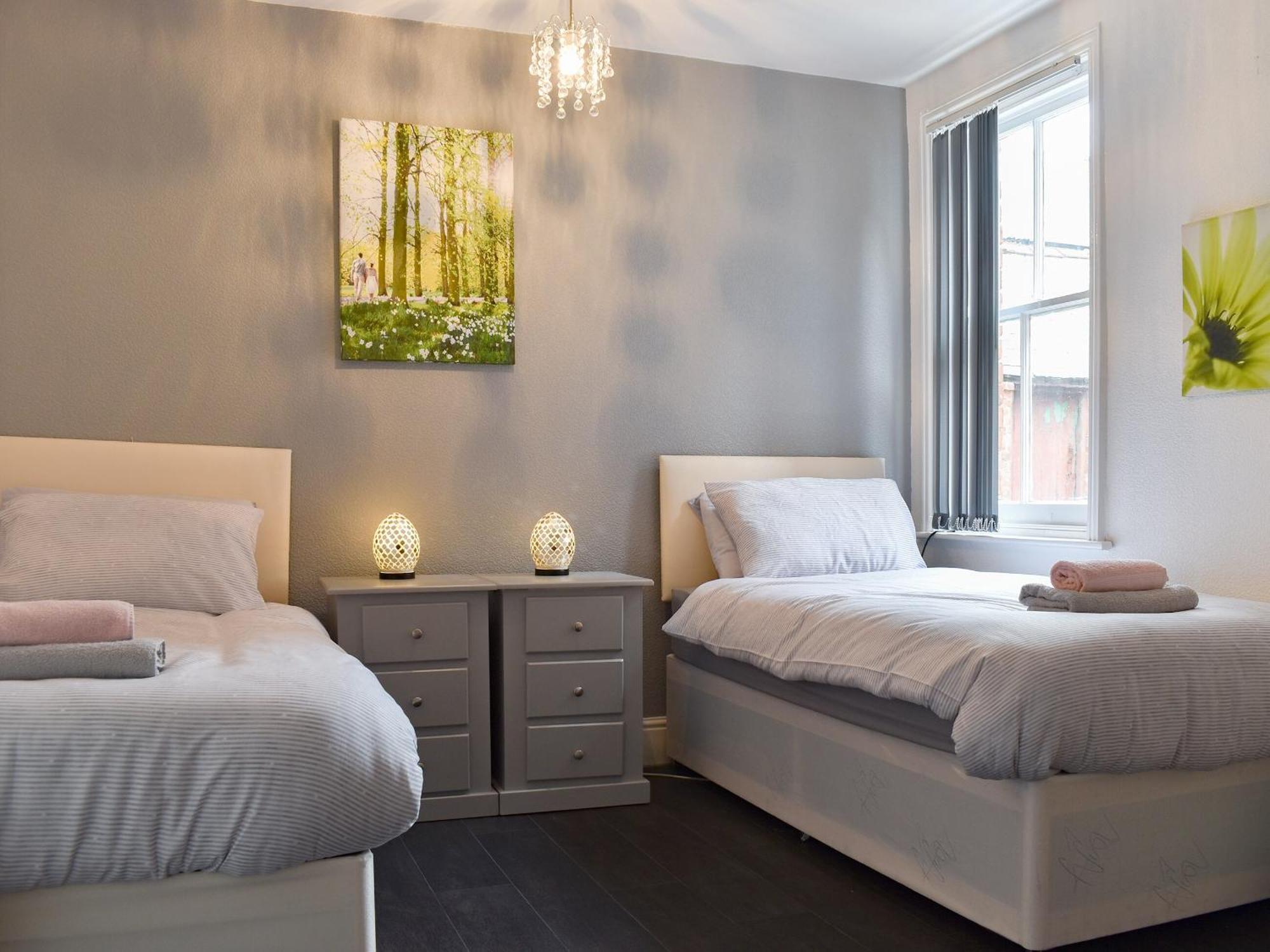 South Side Apartment Бринлингтон Экстерьер фото